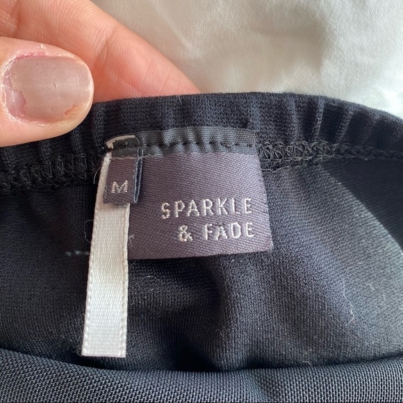 ❄️ Sparkle and Fade Black Cropped Tube Too​​​​​ - Picture 5 of 5